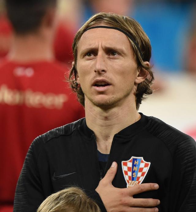 TA：利物浦冬窗签格伊可能性不大；与索博的续约谈判已开始