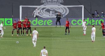 混合团体世界杯！张本智和又崩盘了！决胜时刻被打的毫无还手之力